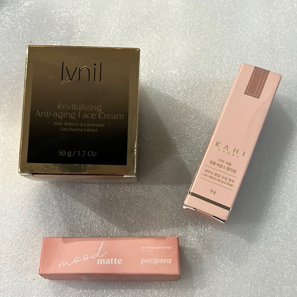 Beouty items all 3 $ 55